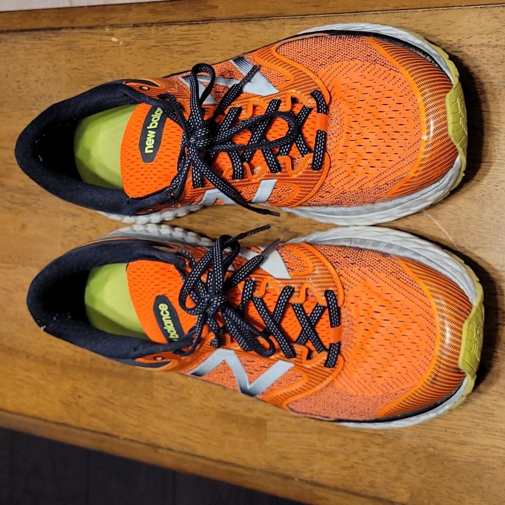 New Balance Fresh Foam 1080 Orange running sneakers, Size 11 2E wide..